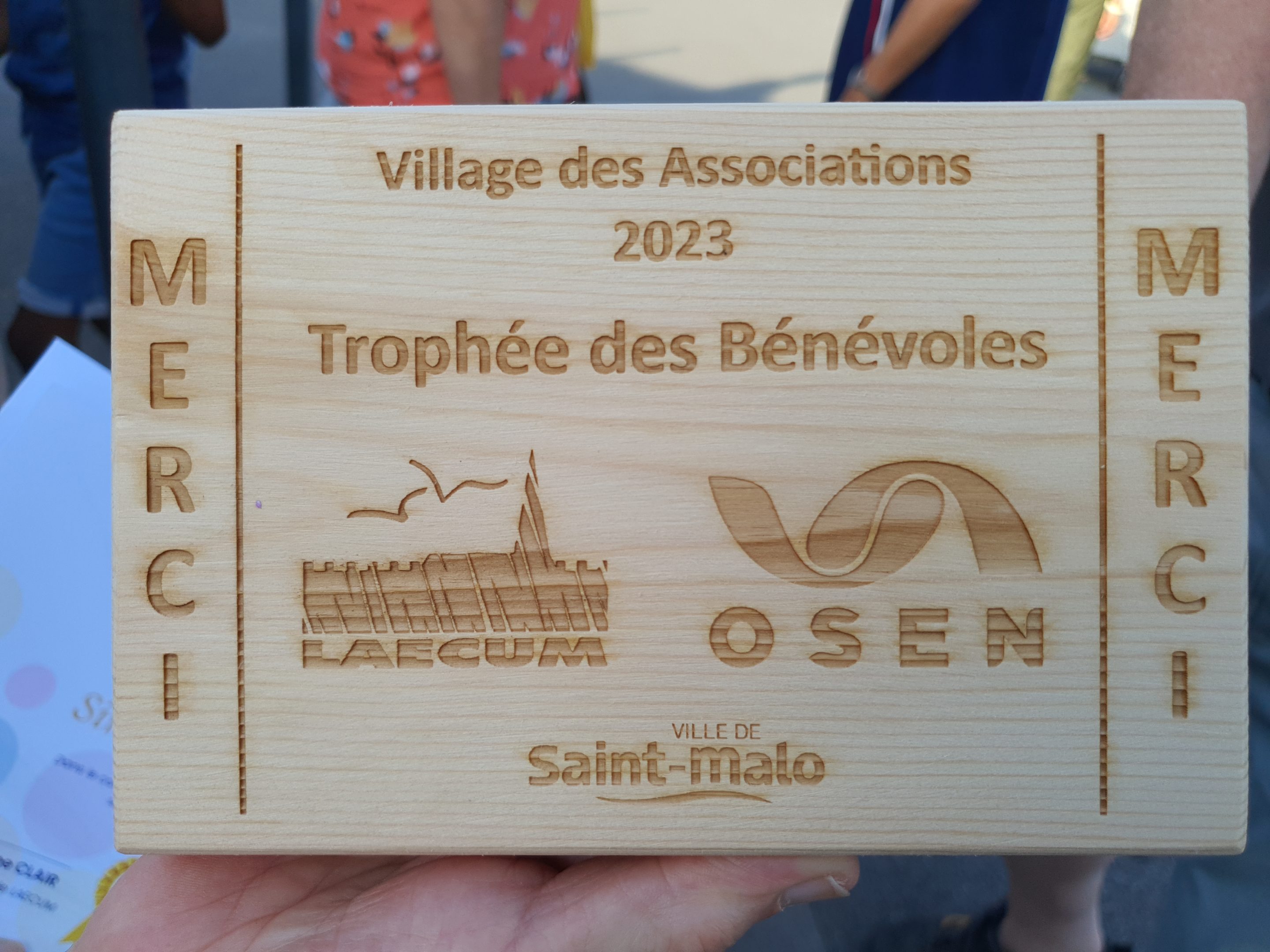 trophée des bénévoles Trophée des bénévoles du village des associations de Saint Malo - édition 2023