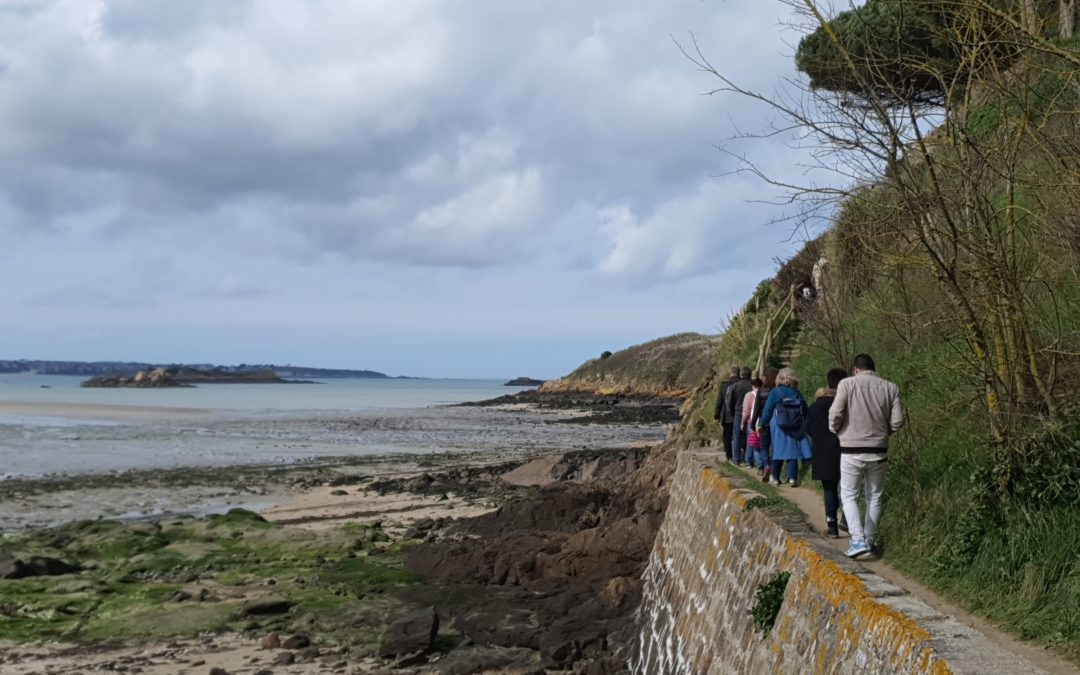 Belle ambiance pour la balade à St Jacut !